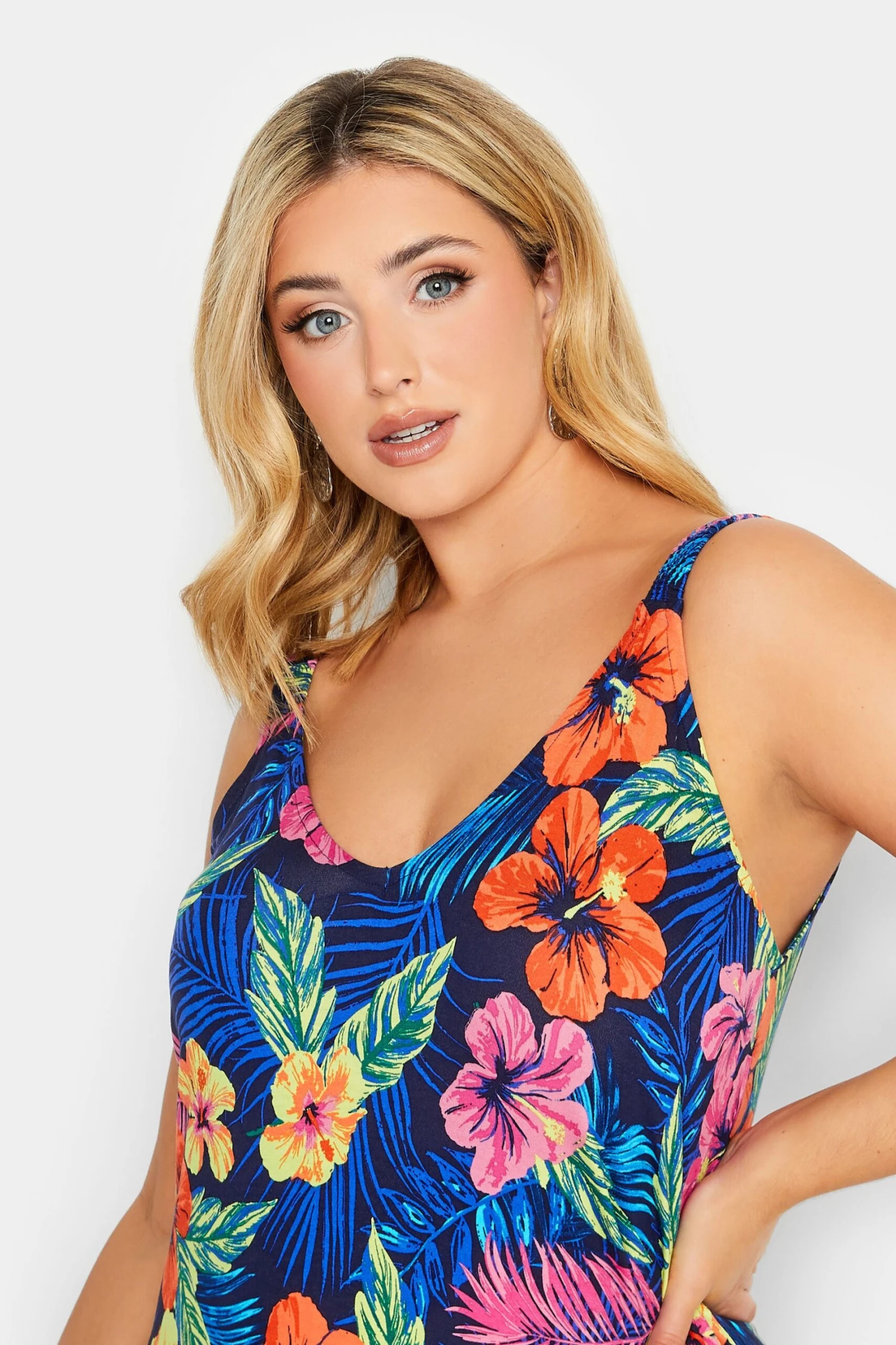YOURS - Robe De Plage Midaxi Bleue Floral Tropical 5 YOURS - Robe De Plage Midaxi Bleue Floral Tropical â Image 3
