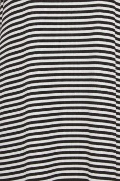 YOURS PETITE - Robe Midaxi Noire à Rayures -GrandeTendance Boutique 0eb2e036 6d59 43 174425 Z