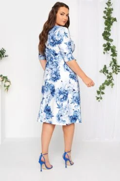 YOURS LONDON - Robe Bleue & Blanche Floral Manches Courtes -GrandeTendance Boutique 1dd135fe ba26 4c 162091 C