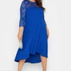 YOURS LONDON - Robe Bleue Roi Midi Encolure & Manches Dentelle -GrandeTendance Boutique 1f0f31a6 bc9b 40 162214 A