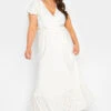YOURS - Robe Maxi Blanche Cache-Coeur Broderie -GrandeTendance Boutique 1f285fa0 83e7 44 137538 A