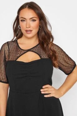 YOURS LONDON - Robe Noire Patineuse Empiècement Filet 12 YOURS LONDON - Robe Noire Patineuse Empiècement Filet -GrandeTendance Boutique 237589aa 5be0 4c 161378 D