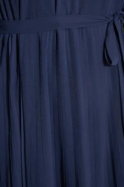 YOURS LONDON - Robe Midi Bleue Marine Plissée Volantée -GrandeTendance Boutique 25854e44 3e84 40 161287 Z