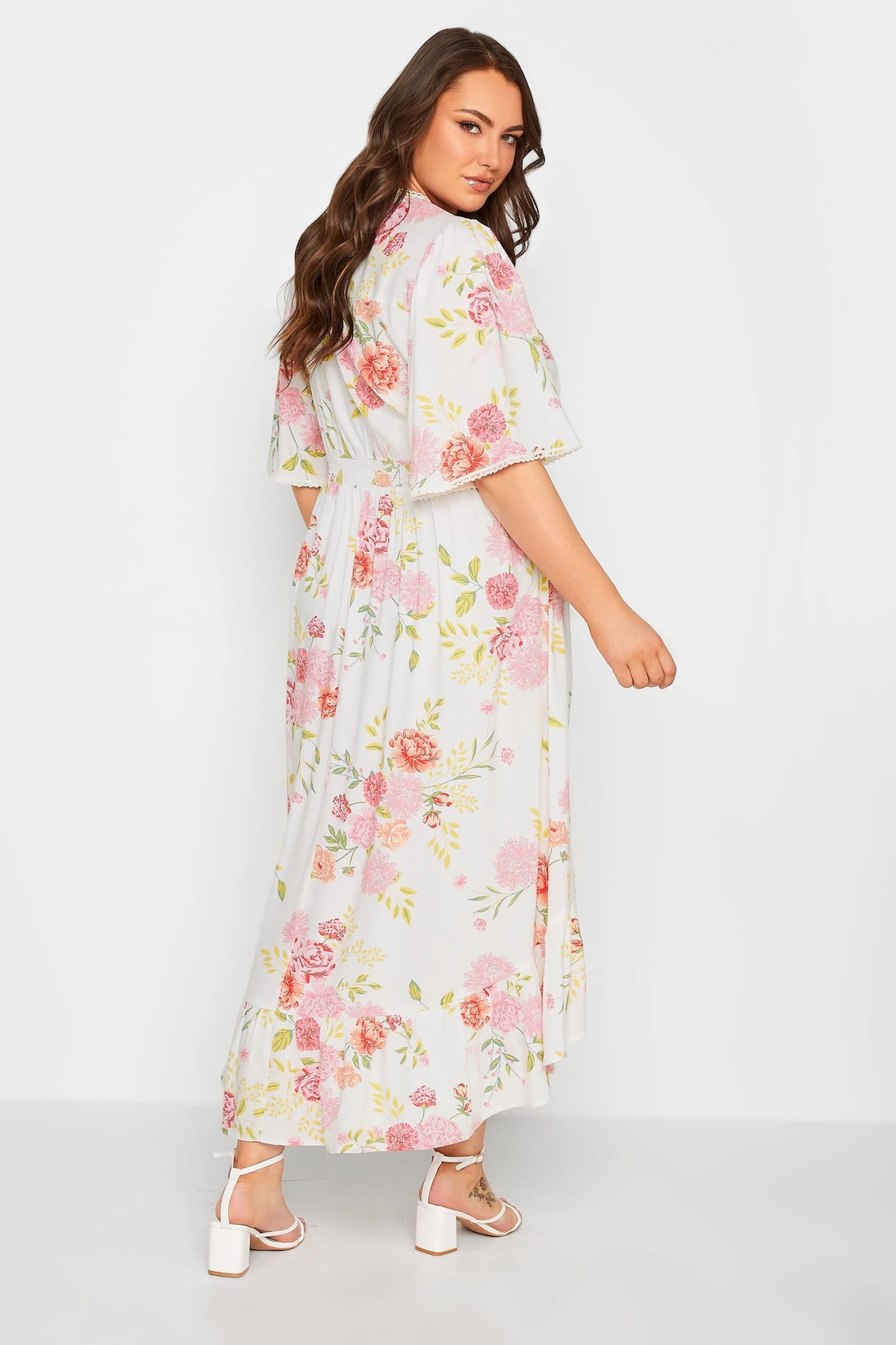 YOURS - Robe Blanche Floral Ourlet Plongeant Volanté 5 YOURS - Robe Blanche Floral Ourlet Plongeant Volanté – Image 3