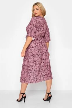 YOURS LONDON - Robe Rose Dalmatien Midi Coupe Cache-Coeur -GrandeTendance Boutique 28c57b52 7d2c 45 161230 C