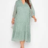 Robe Verte Pastel Volanté Smocké à Pois -GrandeTendance Boutique 294461fc c612 4c 174133 A