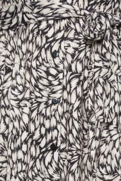 YOURS - Robe-Chemise Noire Imprimé Feuilles Fentes à L'Ourlet -GrandeTendance Boutique 2ae79319 74e9 4a 302076 Z