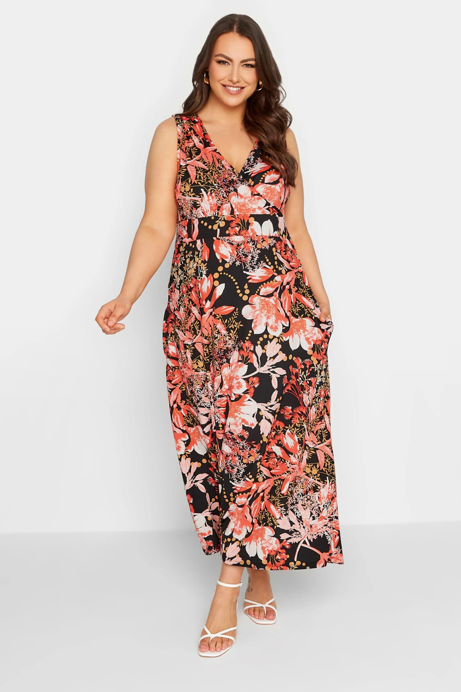 YOURS - Robe Maxi Noire Cache-Coeur Floral Orange 3 YOURS - Robe Maxi Noire Cache-Coeur Floral Orange