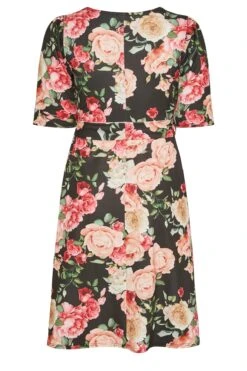 YOURS LONDON - Robe Noire Floral Manches Courtes -GrandeTendance Boutique 2dc1ef6b e03c 4d 161792 Y