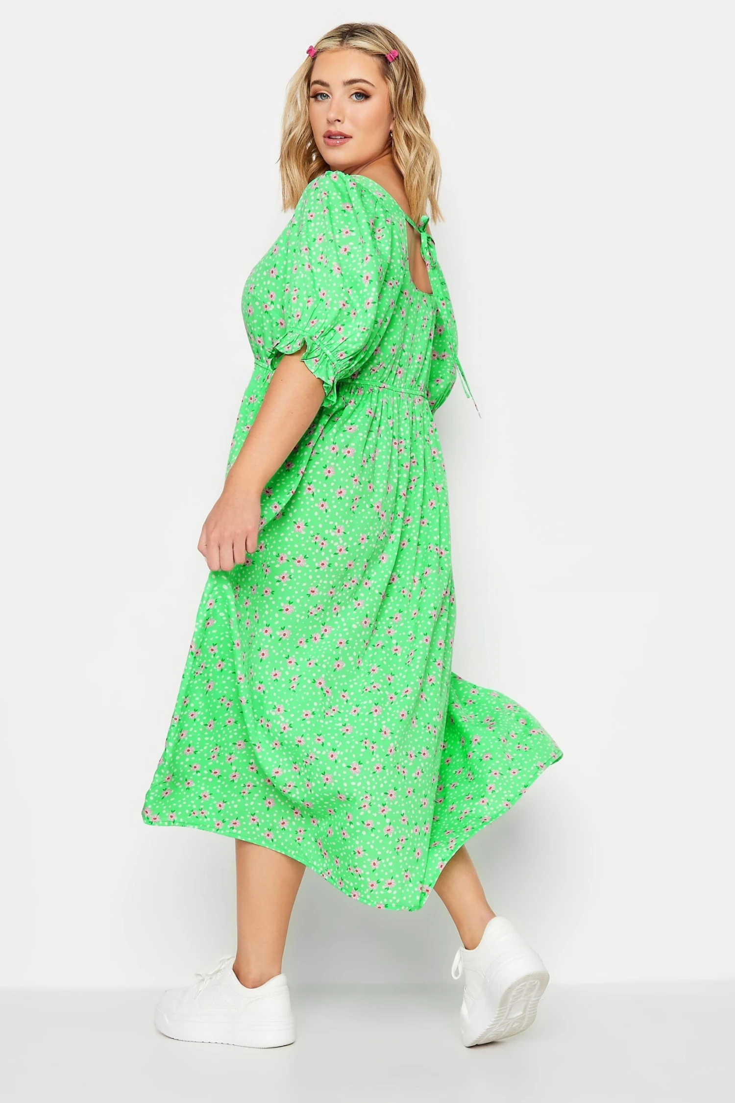 LIMITED COLLECTION - Robe Verte Floral Encolure Coeur 5 LIMITED COLLECTION - Robe Verte Floral Encolure Coeur – Image 3