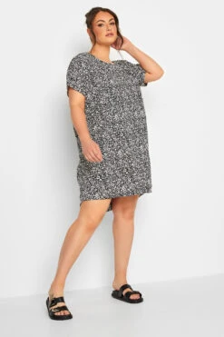 YOURS - Robe Noire & Blanche Floral Coupe Droite 10 YOURS - Robe Noire & Blanche Floral Coupe Droite -GrandeTendance Boutique 312f9c81 9195 46 137529 B