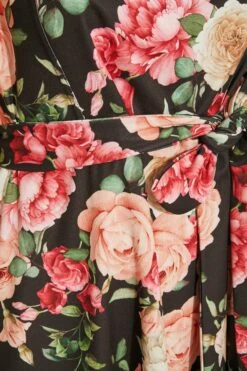 YOURS LONDON - Robe Noire Floral Manches Courtes -GrandeTendance Boutique 3565ea88 d841 4c 161792 Z