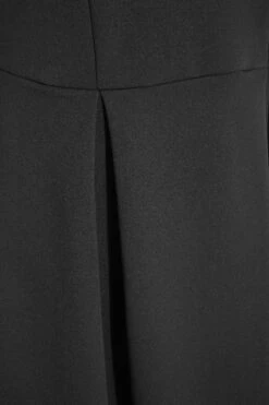 YOURS LONDON - Robe Noire Plissée Ourlet Plongeant -GrandeTendance Boutique 35a9292a 7b5c 48 161363 S