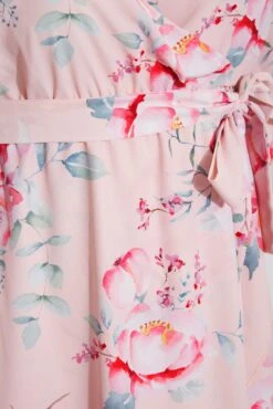 YOURS LONDON - Robe Rose Poudré Floral Style Portefeuille -GrandeTendance Boutique 36926423 820a 41 161279 S