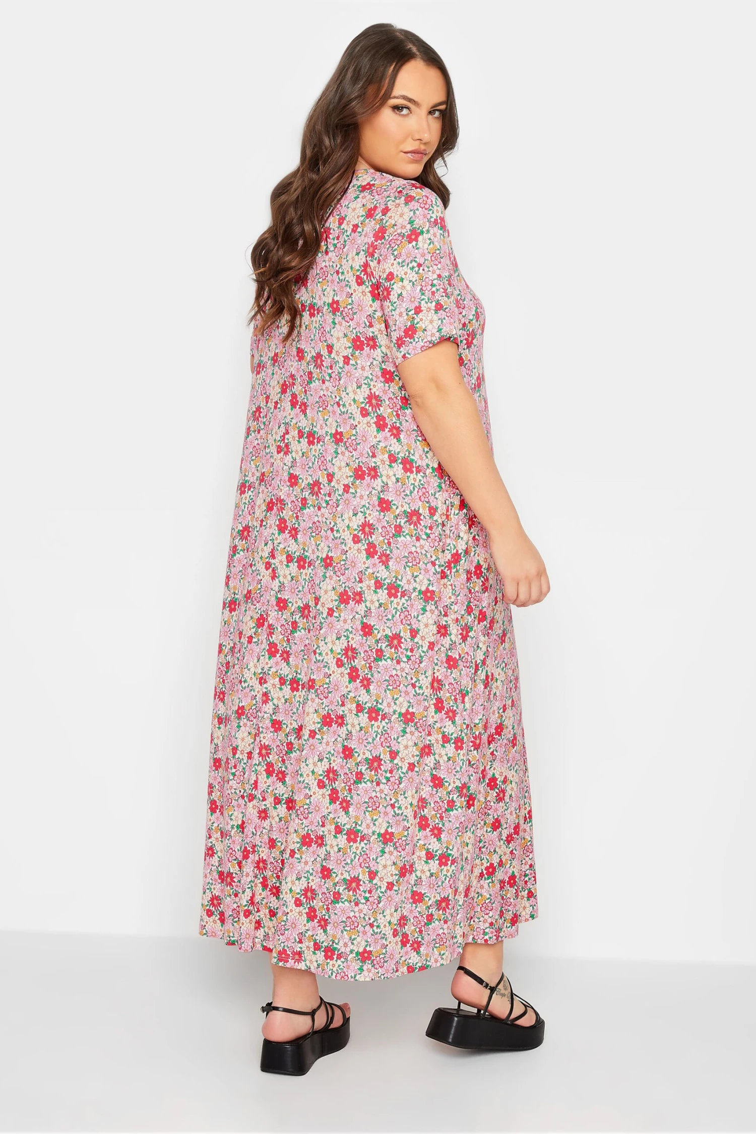 YOURS - Robe Rose Maxi Plissée Multi-Floral 5 YOURS - Robe Rose Maxi Plissée Multi-Floral – Image 3