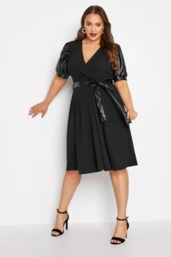 YOURS LONDON - Robe Noire Manches Courtes Bouffantes Effet Cuir -GrandeTendance Boutique 3bdf1880 adc3 4f 161752 A