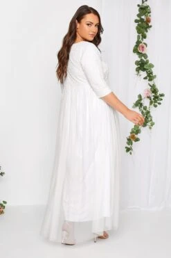 LUXE - Robe Blanche Empiècement Sequin & Tulle -GrandeTendance Boutique 3d4a24b9 d791 4b 161987 C