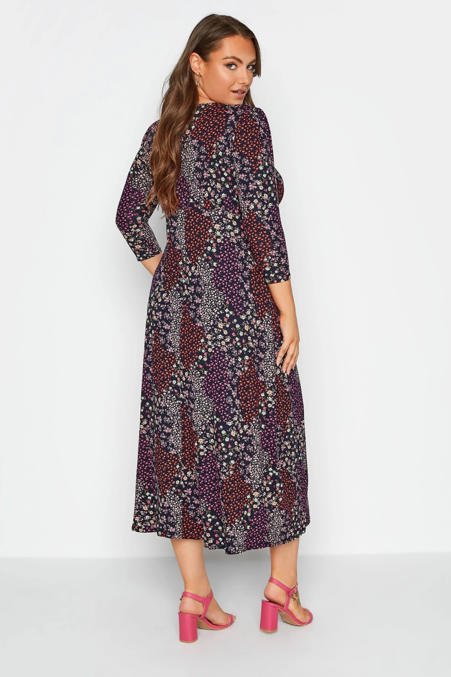 YOURS LONDON - Robe Bleue Marine Petites Fleurs 5 YOURS LONDON - Robe Bleue Marine Petites Fleurs – Image 3