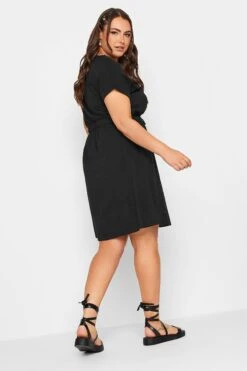 Robe T-Shirt Noire Manches Courtes à Poches 13 Robe T-Shirt Noire Manches Courtes à Poches -GrandeTendance Boutique 42a82b35 756a 4b 137071 C