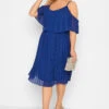 YOURS LONDON - Robe Midi Bleue Roi Plissée Volantée 2 YOURS LONDON - Robe Midi Bleue Roi Plissée Volantée -GrandeTendance Boutique 45e73801 c92f 40 162120 A