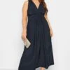 YOURS LONDON - Robe Maxi Bleue Marine Noeud Avant 1 YOURS LONDON - Robe Maxi Bleue Marine Noeud Avant -GrandeTendance Boutique 477e5632 524e 41 162140 A