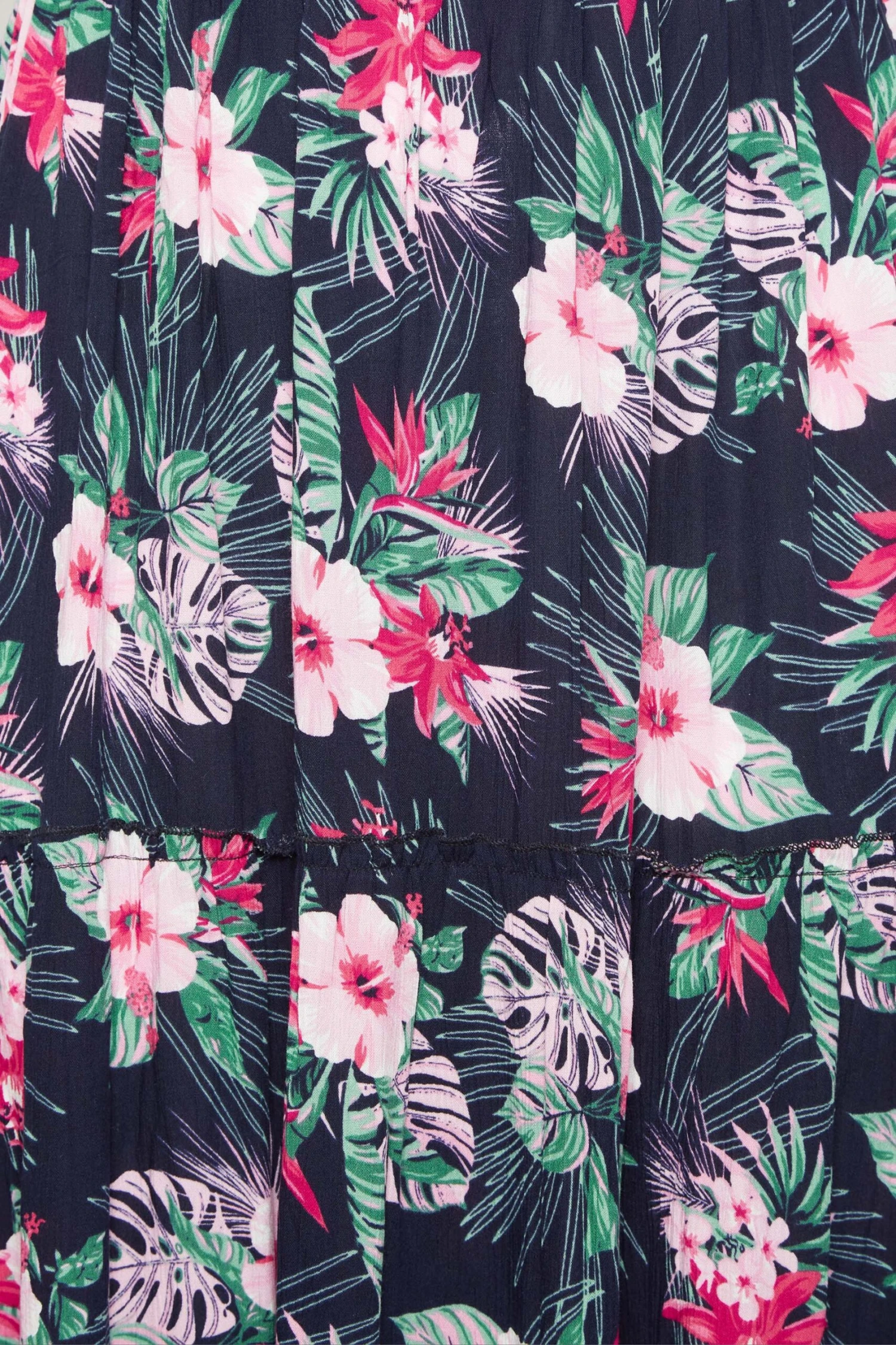 Robe Bleue Marine Maxi Imprimé Floral Tropical Manches Courtes 7 Robe Bleue Marine Maxi Imprimé Floral Tropical Manches Courtes – Image 5