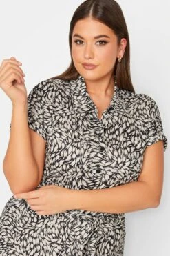 YOURS - Robe-Chemise Noire Imprimé Feuilles Fentes à L'Ourlet -GrandeTendance Boutique 4be32992 9960 46 302076 D