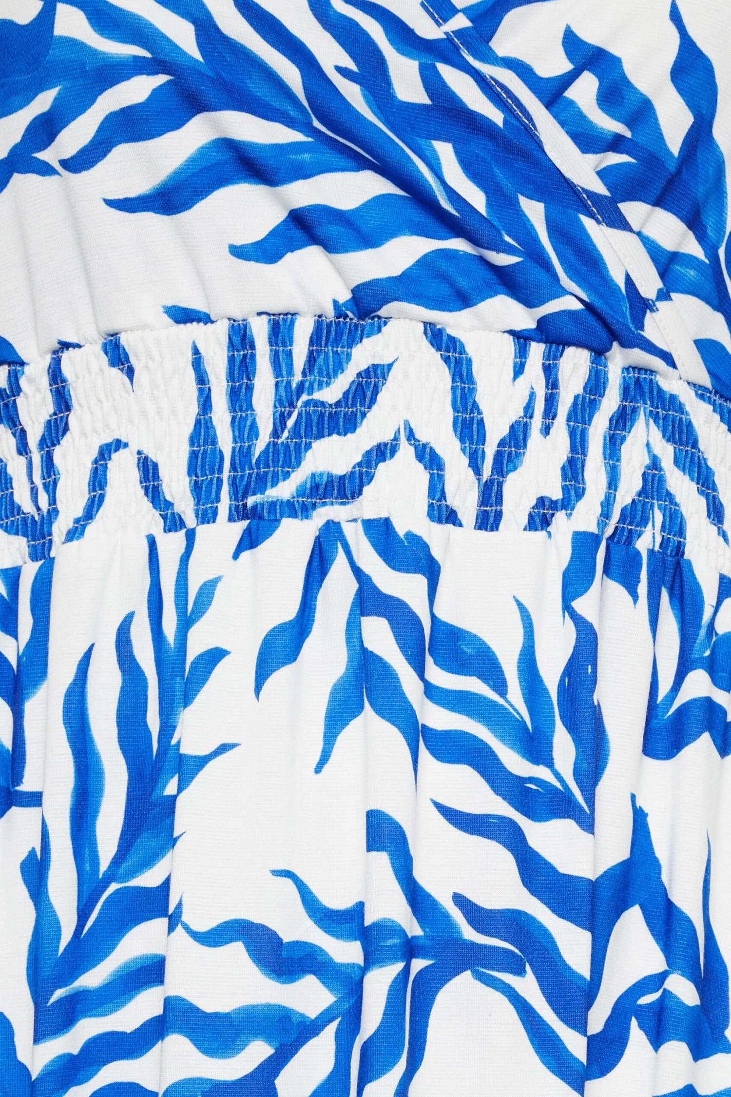 LIMITED COLLECTION - Robe Blanche Floral Bleue Volanté 7 LIMITED COLLECTION - Robe Blanche Floral Bleue Volanté – Image 5