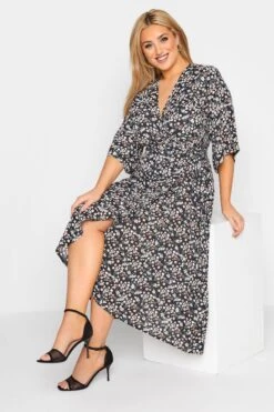YOURS LONDON - Robe Noire Cache-Coeur Floral En Midaxi -GrandeTendance Boutique 4fc3ed0f 52fa 4d 161190 A