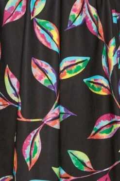 YOURS - Robe De Bain Noire Tropicale Volantée 14 YOURS - Robe De Bain Noire Tropicale Volantée -GrandeTendance Boutique 51f1acfe eddf 46 150304 Z