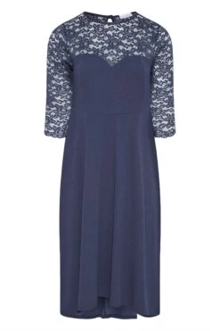 YOURS LONDON - Robe Bleu Marine Midi Encolure & Manches Dentelle -GrandeTendance Boutique 5298c2e4 2b38 42 162028 X