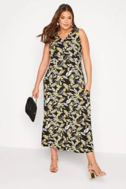 Robe Noire Floral Vintage à Poches