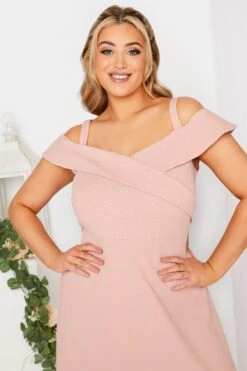 YOURS LONDON - Robe Rose Midi Bardot Demoiselle D'Honneur 12 YOURS LONDON - Robe Rose Midi Bardot Demoiselle D'Honneur -GrandeTendance Boutique 59c54e70 7a97 4f 161218 D