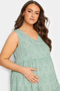 BUMP IT UP MATERNITY - Robe Midi Verte Pastel Broderie Anglaise -GrandeTendance Boutique 5afd3fff b12c 4c 158398 D