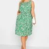 YOURS - Robe Courte Verte Petites Fleurs -GrandeTendance Boutique 5c4860c8 5adb 49 137283 A