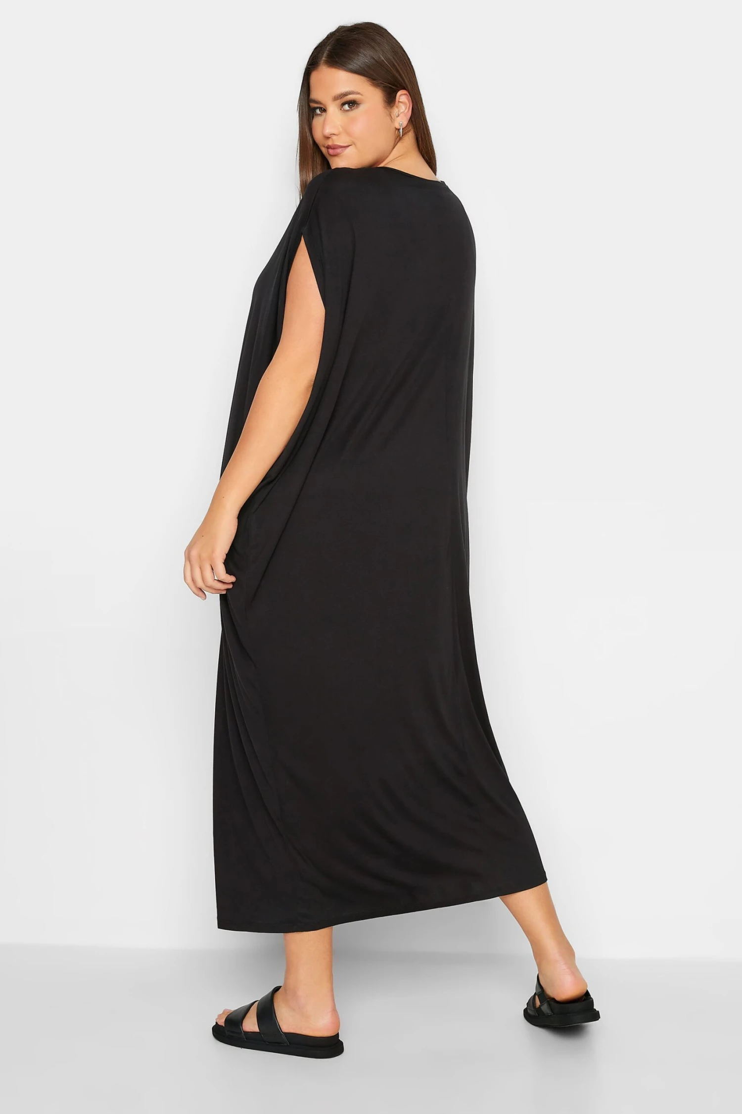 YOURS - Robe Noire De Plage Maxi Sans Manches 6 YOURS - Robe Noire De Plage Maxi Sans Manches – Image 4