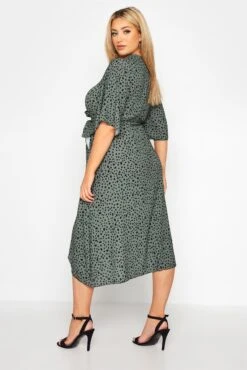 YOURS LONDON - Robe Verte Dalmatien Midi Coupe Cache-Coeur 12 YOURS LONDON - Robe Verte Dalmatien Midi Coupe Cache-Coeur -GrandeTendance Boutique 6040aab6 53ee 44 157867 C