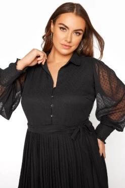 YOURS LONDON - Robe Noire Plissée Manches à Pois -GrandeTendance Boutique 63154811 a3c4 4c 157636 D