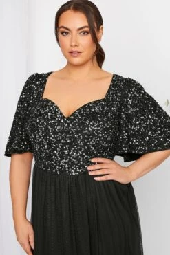 LUXE - Robe Noire Maxi Encolure Coeur à Sequins -GrandeTendance Boutique 6ba3a5bc 0ff7 46 161991 D