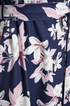 YOURS LONDON - Robe Bleue Marine Floral Manches Courtes -GrandeTendance Boutique 6f558232 0a0b 4c 161258 S