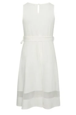YOURS LONDON - Robe Blanche Patineuse Avec Ceinture -GrandeTendance Boutique 750a56ee 9c97 41 162039 Y