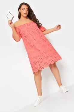 YOURS - Robe Bardot Rose Corail Broderie Anglaise -GrandeTendance Boutique 7b537b63 ba49 49 137467 B