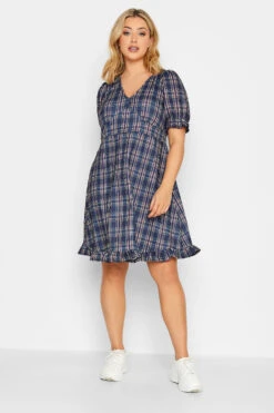 Robe Midi Bleue Foncée à Carreaux Volanté