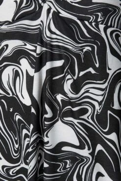 LIMITED COLLECTION - Robe Blanche & Noire Marbré Manches Longues -GrandeTendance Boutique 7e7b9df0 6e06 46 215211 Z