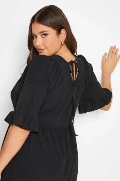 YOURS - Robe Midi Noire Texturée Smocké Manches Courtes -GrandeTendance Boutique 84e94e0f d050 45 137506 D
