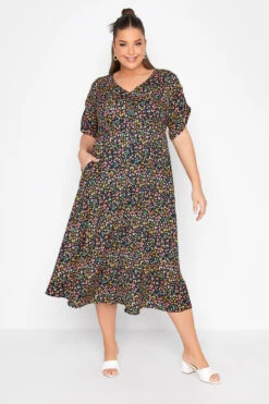 LIMITED COLLECTION - Robe Bleue Marine En Floral