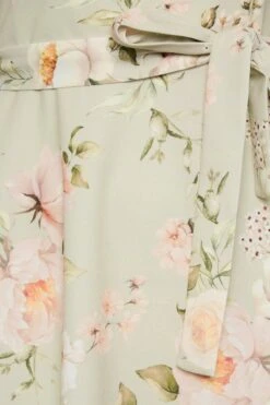 YOURS LONDON - Robe Verte Pastel Fleurie Épaules Ajourées -GrandeTendance Boutique 89b8f5de 0147 40 162149 Z