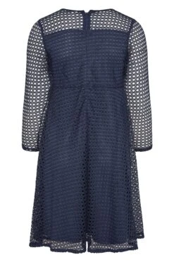 YOURS LONDON - Robe Bleue Marine Dentelle Patineuse 15 YOURS LONDON - Robe Bleue Marine Dentelle Patineuse -GrandeTendance Boutique 89daa9fd b1d3 4a 161180 BK