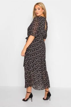 YOURS LONDON - Robe Maxi Noire Smocké Petite Fleurs -GrandeTendance Boutique 90e253d1 98a9 49 161123 C