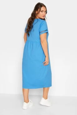 LIMITED COLLECTION - Robe Bleue Midaxi Manches Courtes à Crochet -GrandeTendance Boutique 923beff5 8073 44 215635 C